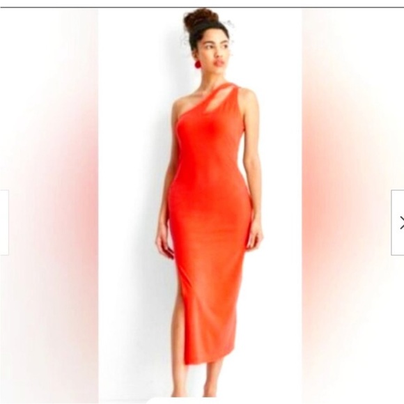 Future Collective Gabriella Karefa-Johnson
Orange One Shoulder Maxi - Picture 5 of 6
